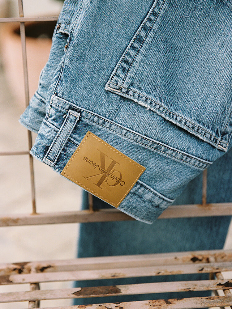 Calvin Klein DENIM