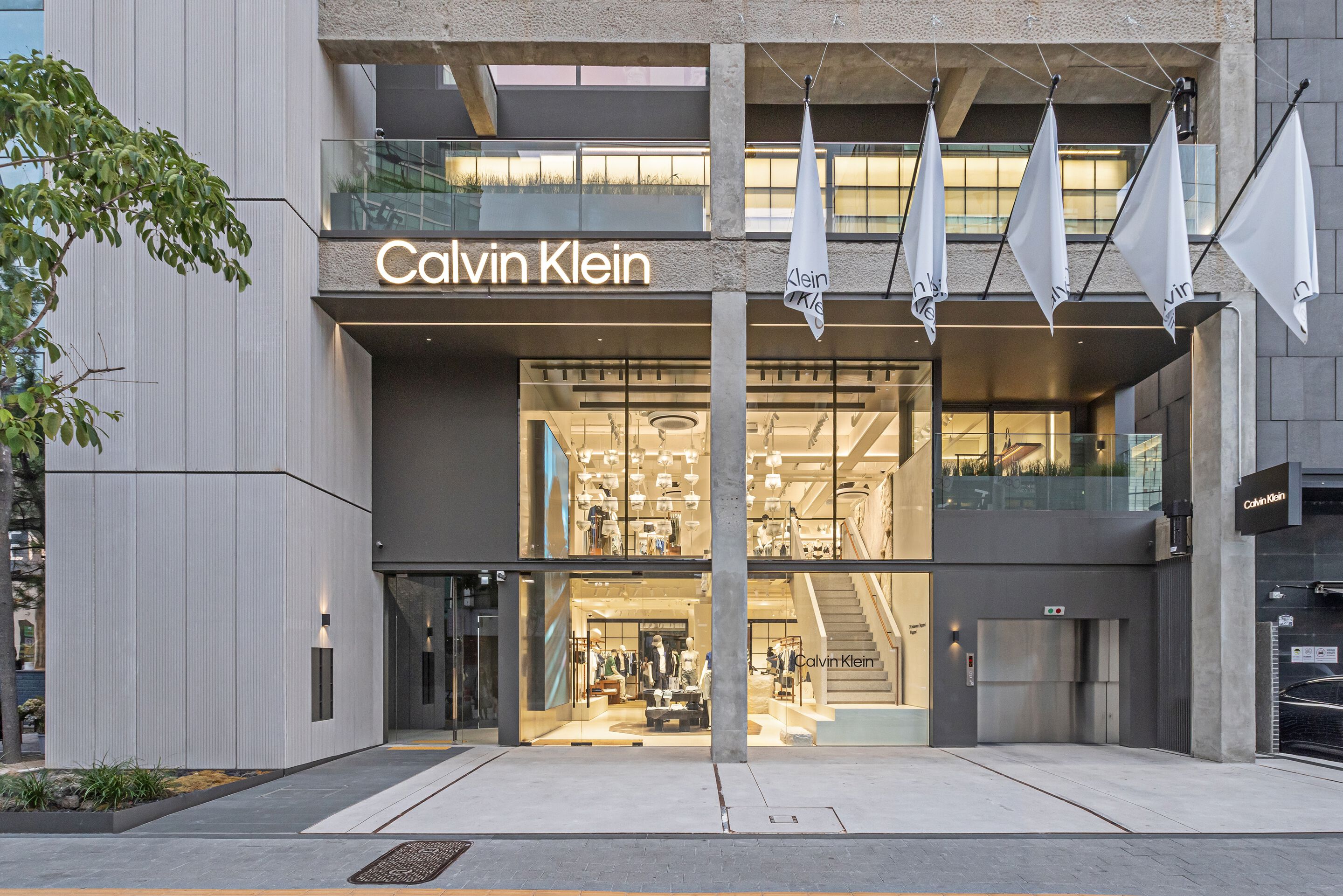 Calvin Klein Seongsu Store