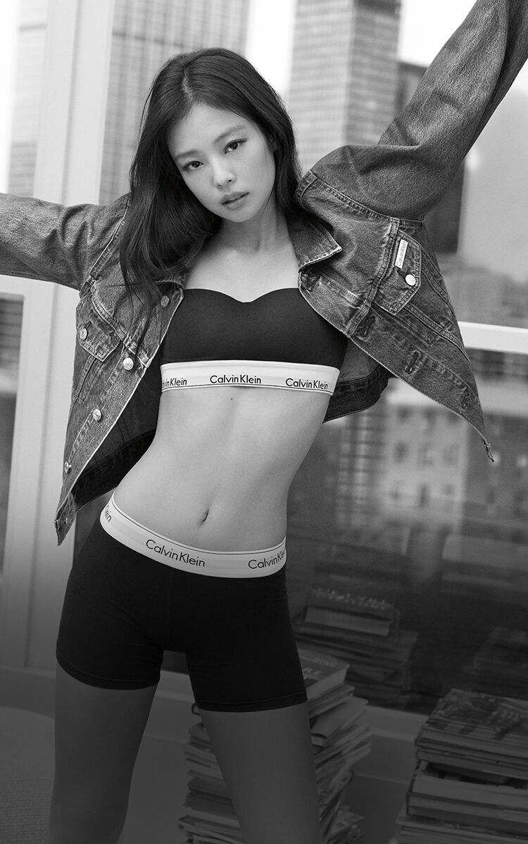 JENNIE in Calvin Klein