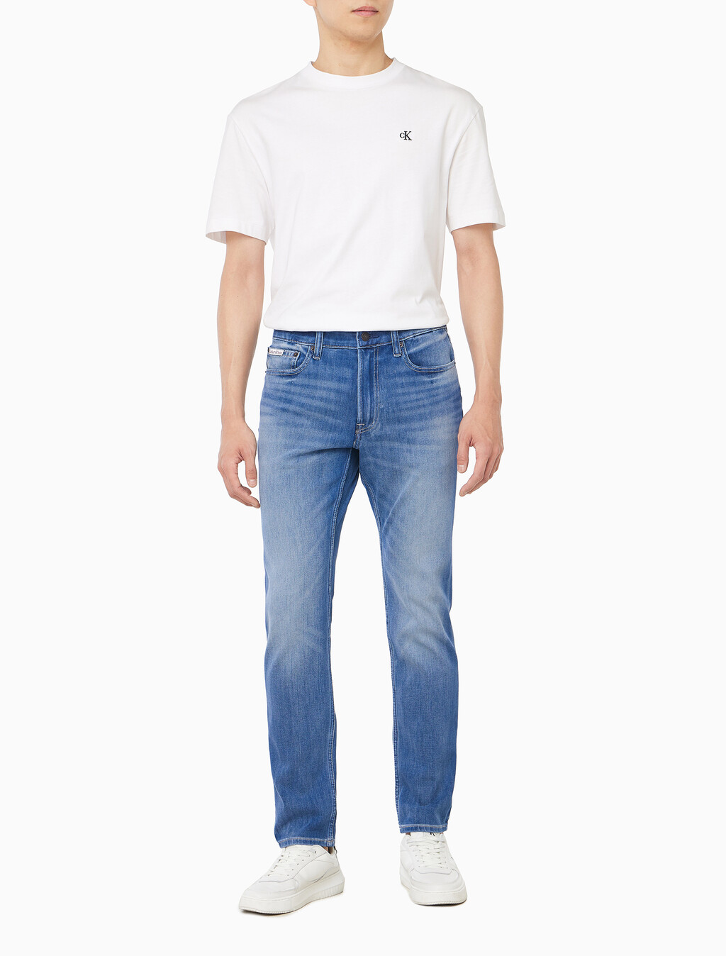 Buy 남성 슬림핏 트레일블레이즈 진 in color Mid blue