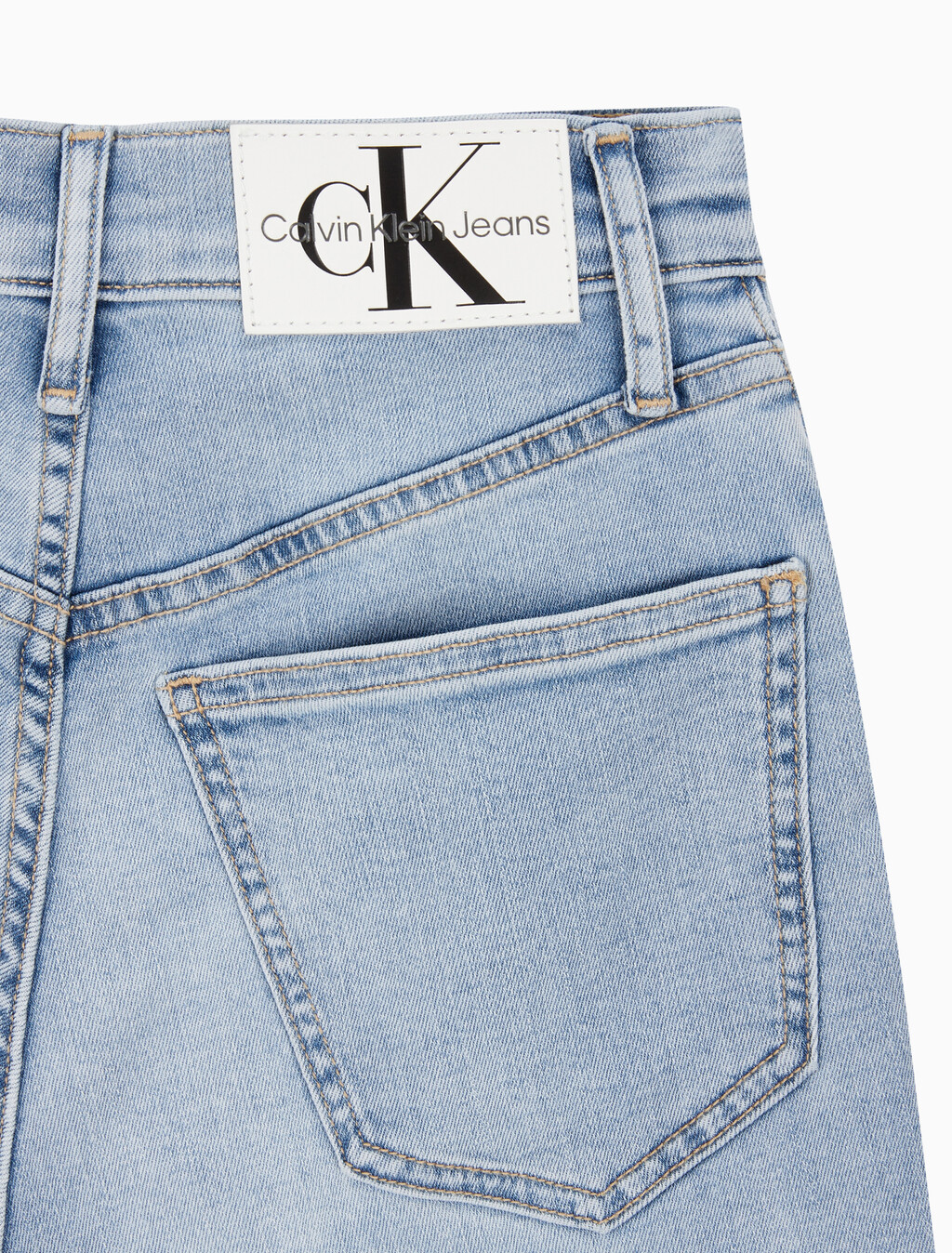 Buy 여성 하이라이즈 데님 쇼츠 in color CHALKY BLUE