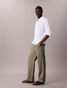 Buy 남성 90s 베기핏 치노팬츠 in color Deep Green