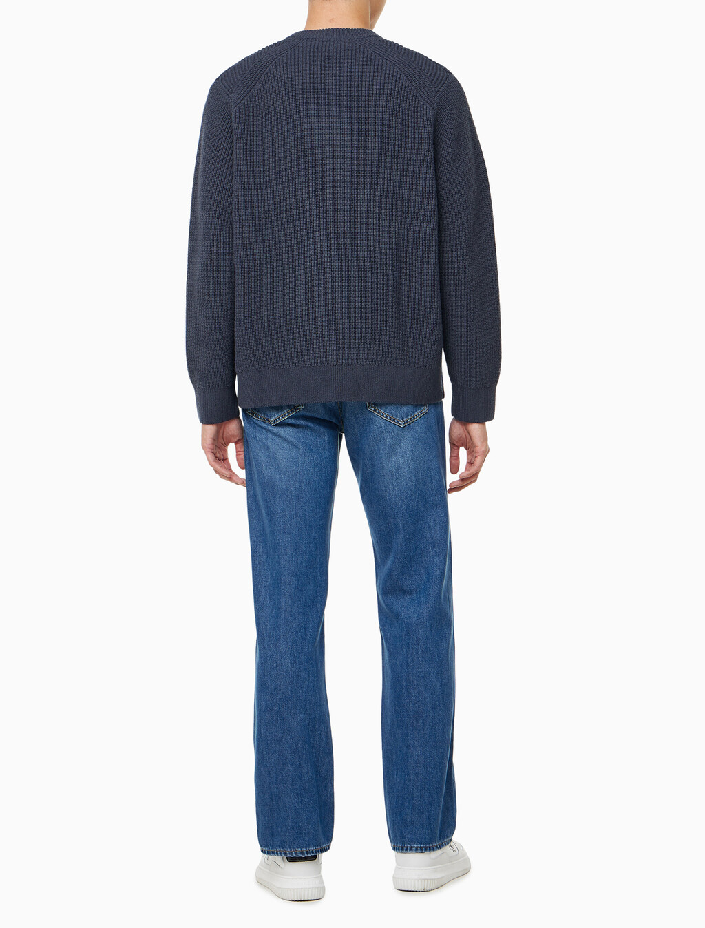 Buy 남성 릴렉스핏 크루넥 버튼 가디건 in color NAVY