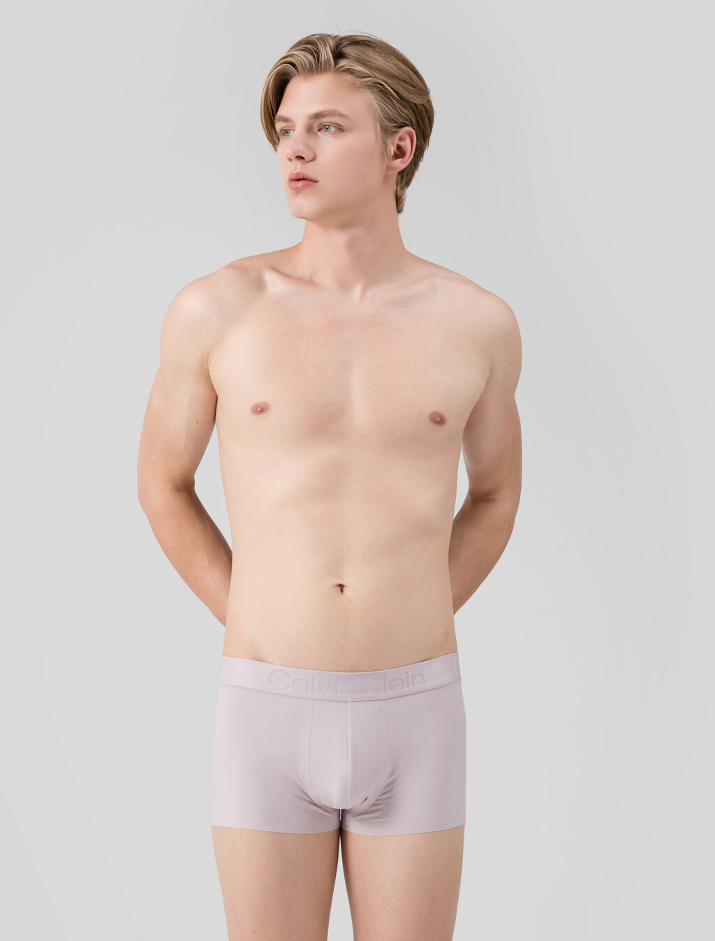 Buy 남성 CK 블랙 쿨링 로우라이즈 드로즈 in color GREEN