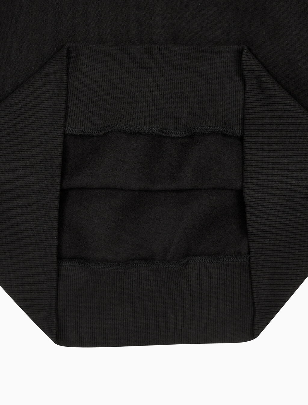 Buy 남성 셔닐 모노로고 기모 스웻셔츠 in color CK BLACK