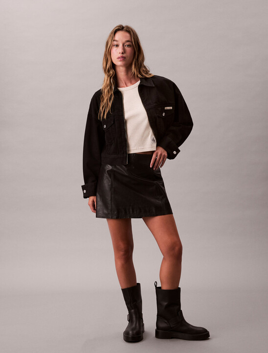 여성 크롭 블랙 데님 자켓