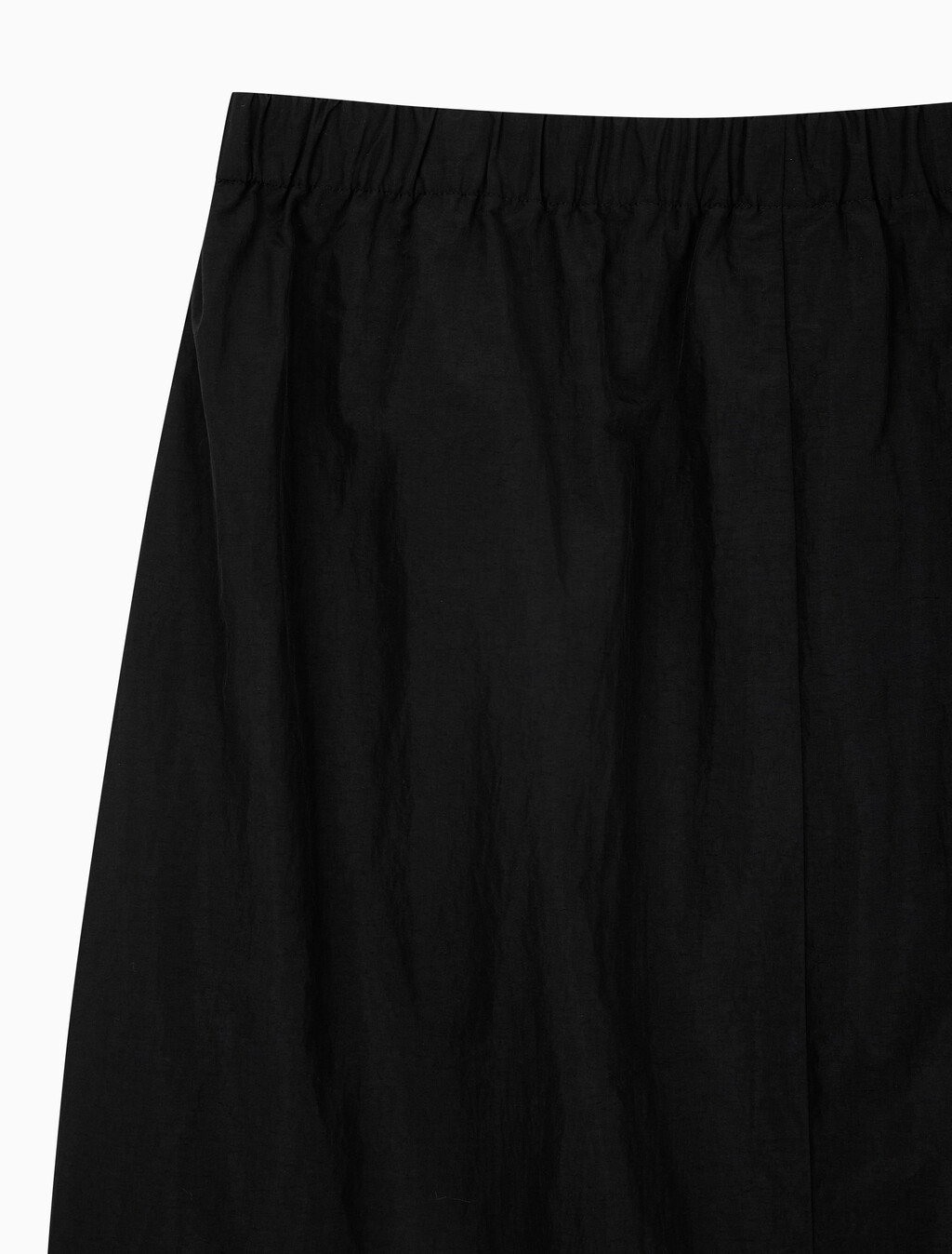 Buy 여성 나일론 블랙 미디 스커트 in color BLACK