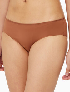 Buy 여성 미니멀리스트 AF 힙스터 in color BROWN