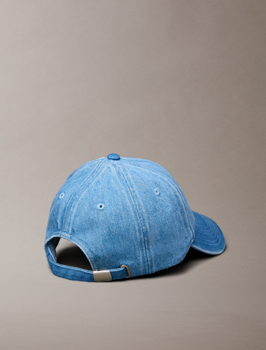 Buy 남녀공용 CKJ 스몰 모노그램 시즈널 로고 데님 볼캡 in color BLUE