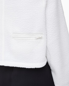 Buy 여성 릴랙스핏 쉐르파 크롭 풀오버 in color WHITE