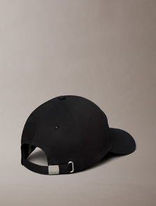 Buy 남녀공용 라지 레이어드 모노로고 볼캡 in color BLACK