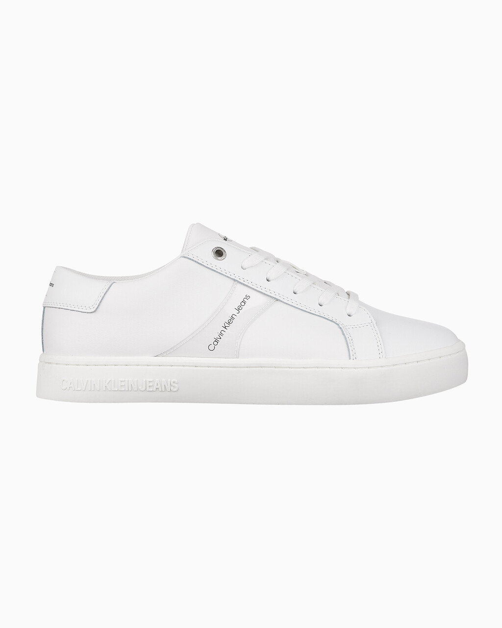 Buy 남성 로마 클래식 컵솔 스니커즈 in color BRIGHT WHITE