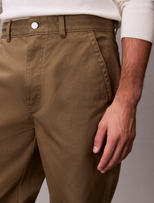 Buy 남성 90s 베기핏 치노팬츠 in color Brown