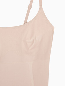 Buy 여성 세큐어 스컬프트 심리스 바디 브리퍼 in color CEDAR