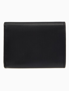 Buy 남성 CK 라인 인벨롭 빌폴드 in color BLACK