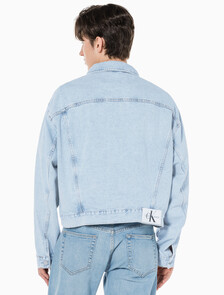 Buy 남성 오버사이즈핏 박시 크롭 데님 재킷 in color CHALKY BLUE