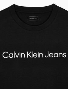 Buy 남성 릴렉스핏 인스티튜셔널 로고 긴팔 티셔츠 in color CK BLACK