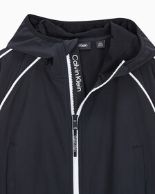 Buy 여성 백로고 릴랙스핏 크롭 윈드 재킷 in color BLACK