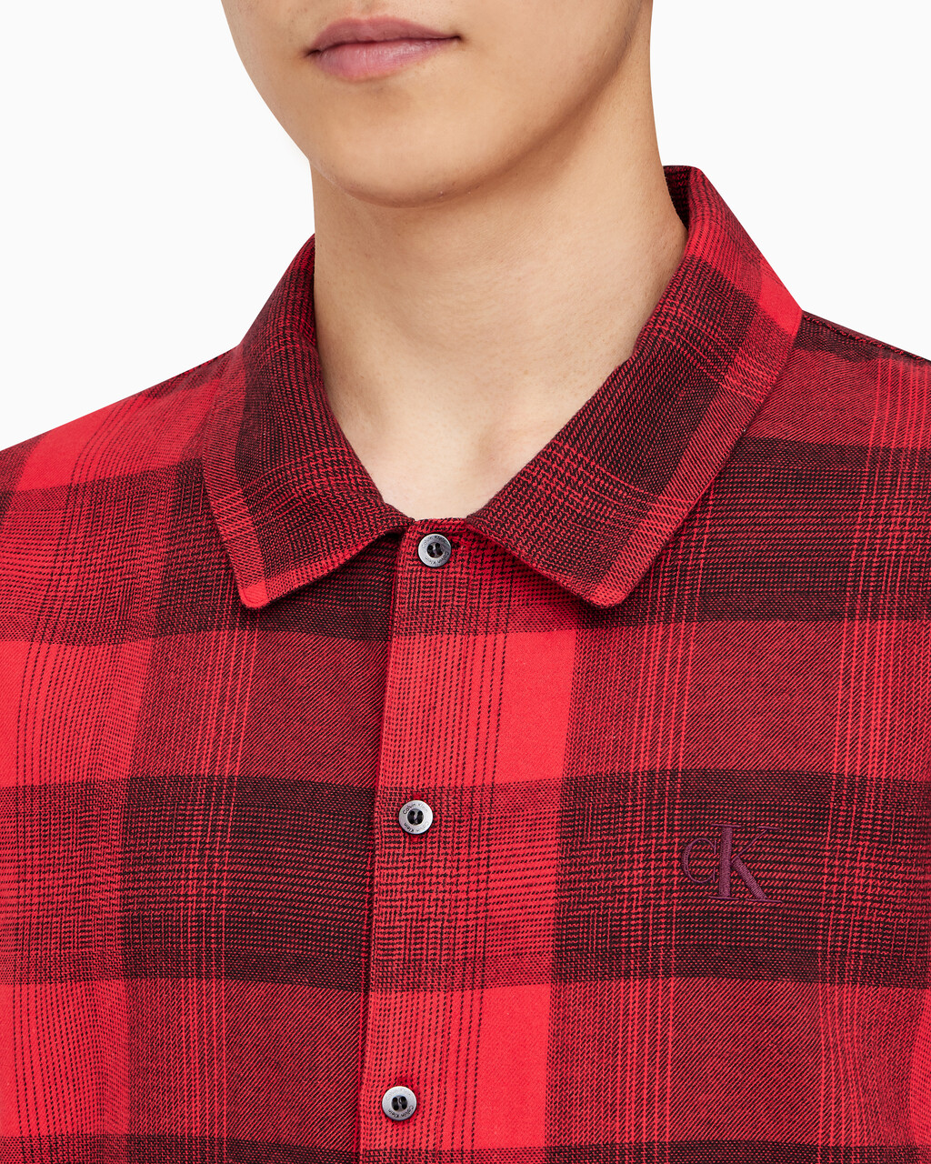 Buy 남성 CK 퓨어 플란넬 롱슬리브 셔츠 in color RED BLACK FLANNEL