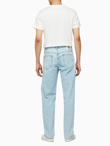 Buy 남성 90's 스트레이트핏 라이트블루 데님 in color CHALKY BLUE