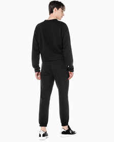 Buy 남성 릴렉스 핏 에센셜 스웻팬츠 in color BLACK