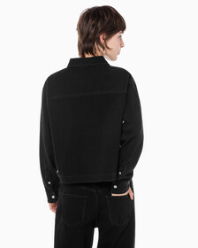 Buy 여성 크롭 대드 데님 셔츠 in color WASHED BLACK LOGO LACE