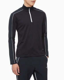 Buy 남성 레귤러핏 1/4 ZIP 롱슬리브 탑 in color BLACK