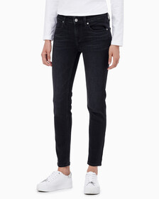Buy 여성 바디핏 5 포켓 앵클 블랙 데님 in color WASHED BLACK LOGO LACE
