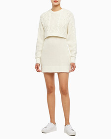 Buy 여성 케이블 스웨터 드레스 in color WHITE