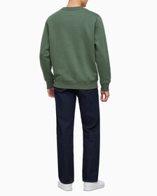 Buy 남성 레귤러핏 CK 뱃지 로고 기모 스웨트셔츠 in color KHAKI