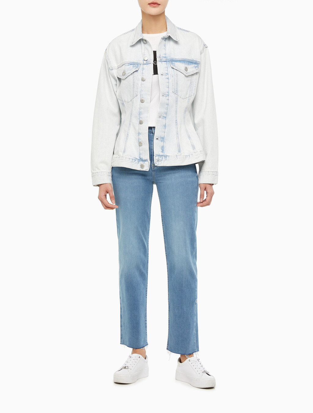 Buy 여성 오버사이즈핏 코르셋 데님 재킷 in color CHALKY BLUE