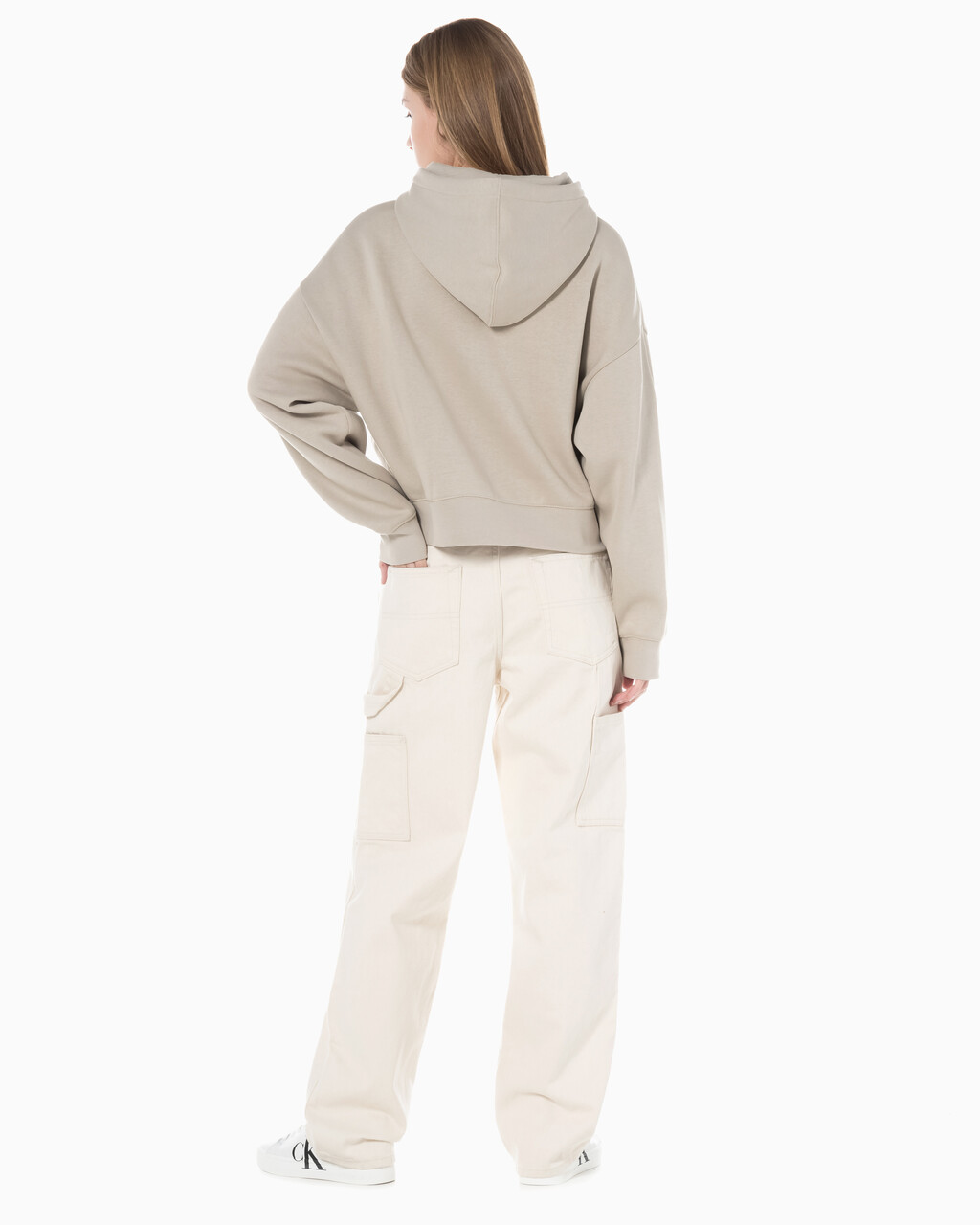 Buy 여성 테이퍼드핏 린스 데님 in color CREAM