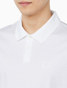 Buy 클래식 인터록 폴로 티 in color BRIGHT WHITE