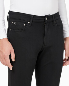 Buy 남성 슬림핏 린스 블랙 데님 in color WASHED BLACK LOGO LACE