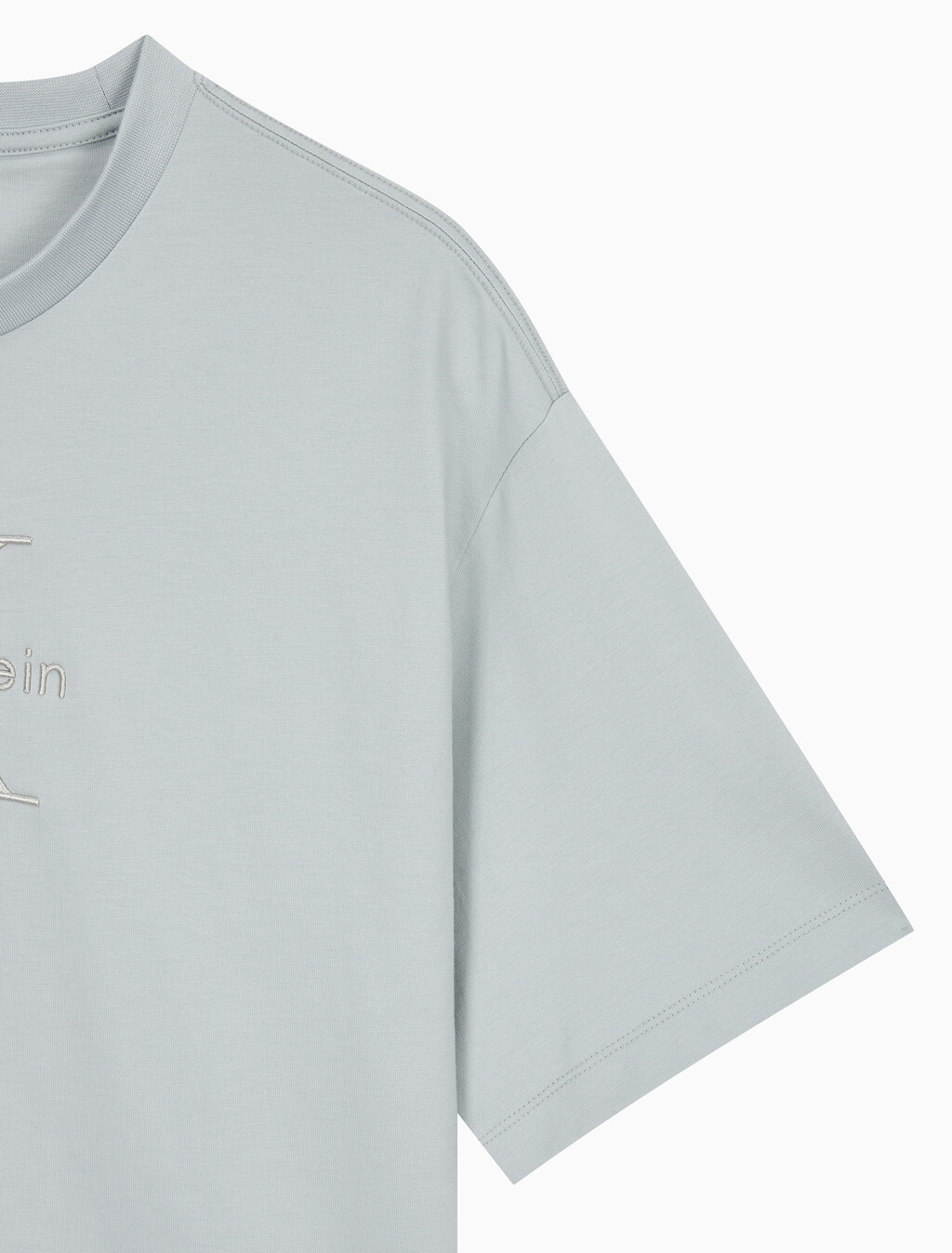 Buy 남성 릴렉스핏 히어로 모노그램 로고 반팔 티셔츠 in color PURITAN GRAY