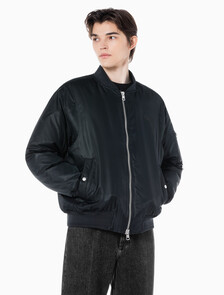 Buy 남성 후디 보머 다운 자켓 in color CK BLACK