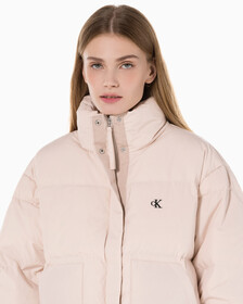 Buy 여성 숏 렝스 스탠드 카라 푸퍼 다운 재킷 in color PINK BEIGE