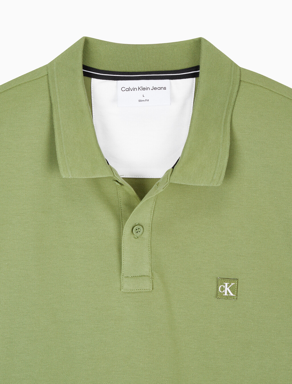 Buy 남성 슬림핏 CK 로고 뱃지  폴로 티셔츠 in color KHAKI