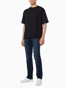 Buy 남성 릴렉스핏 CK 인터락 반팔 티셔츠 in color CK BLACK