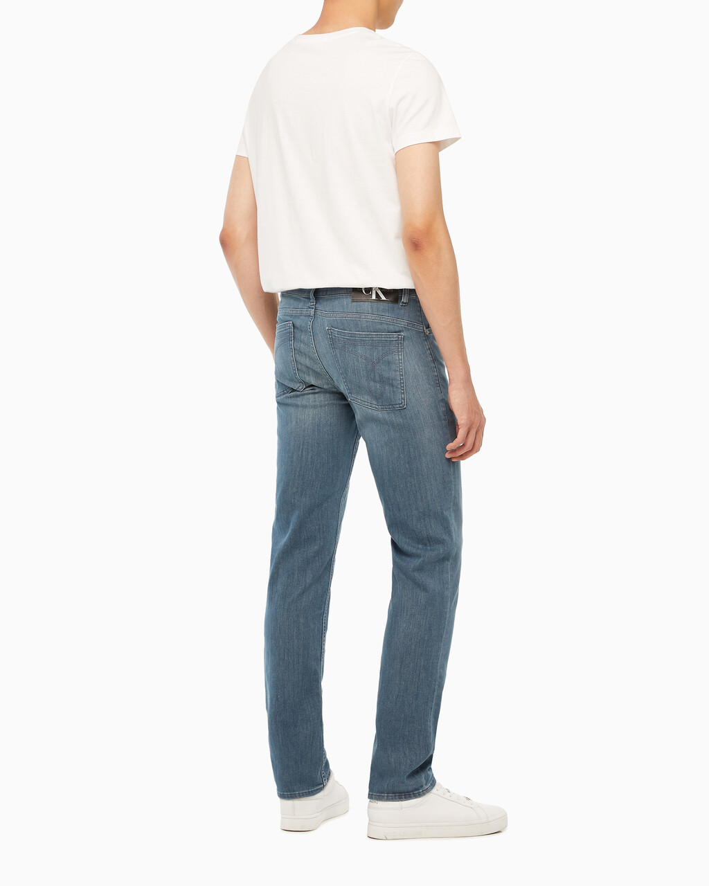 Buy 남성 바디핏 블루그레이 이탈리안 데님 in color GREY STEPPED RELEASE HEM