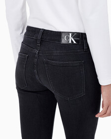 Buy 여성 바디핏 5 포켓 앵클 블랙 데님 in color WASHED BLACK LOGO LACE