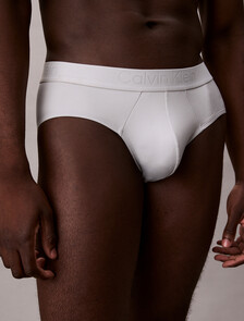 Buy 남성 CK 블랙 마이크로파이버 힙브리프 in color HARBOR MIST