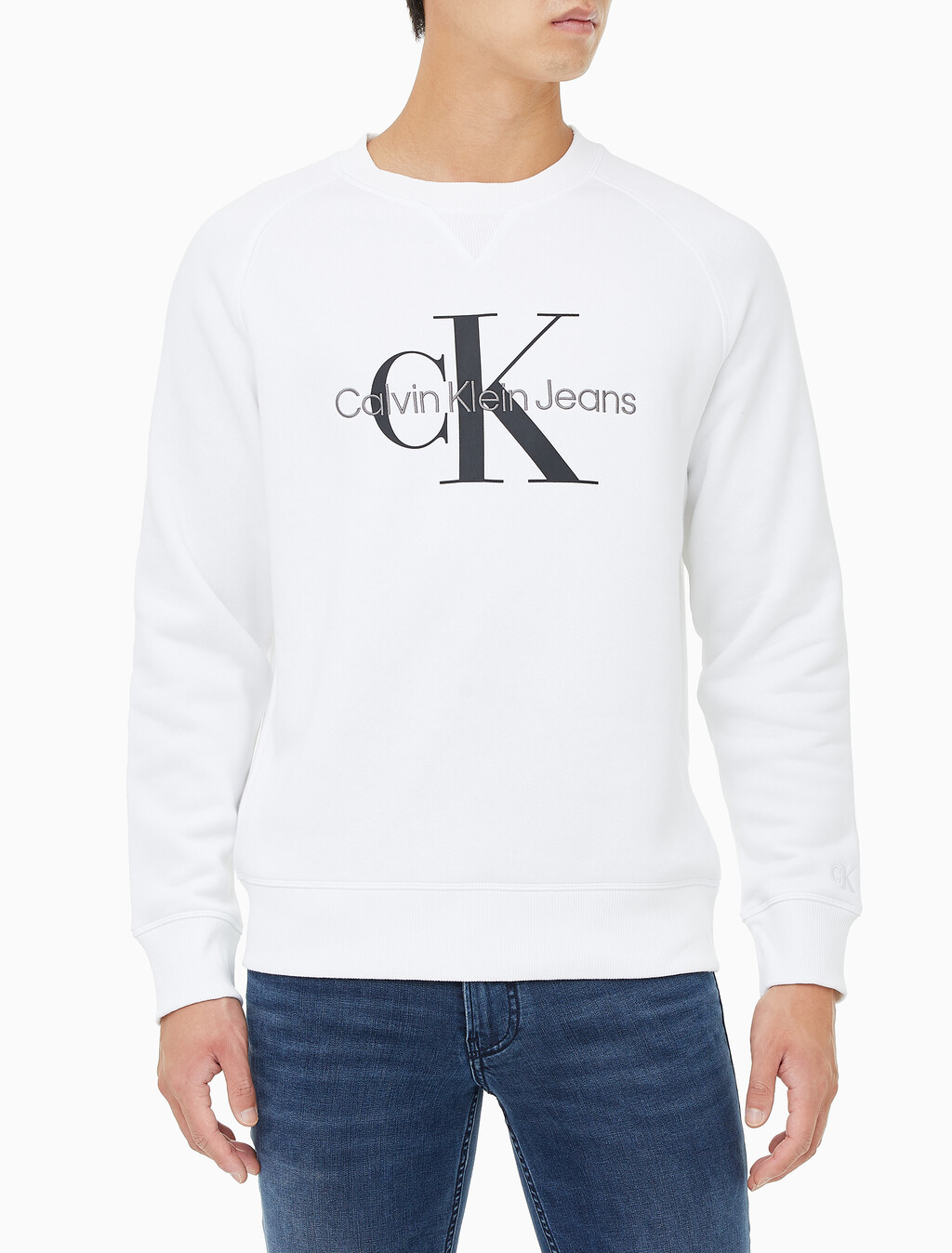 Buy 남성 레귤러핏 모노그램 로고 기모 스웨트셔츠 in color BRIGHT WHITE