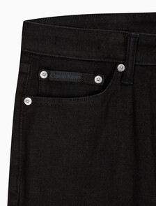 Buy 남성 슬림핏 블랙 37.5 기능성 데님 in color BLACK