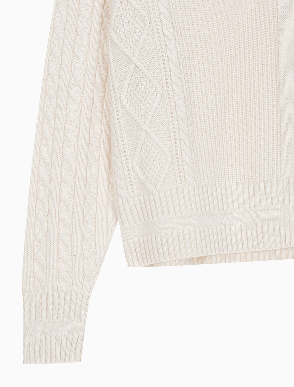 Buy 여성 케이블 인터레스트 브이넥 풀오버 울 스웨터 in color BLUR FLORAL_BLACK