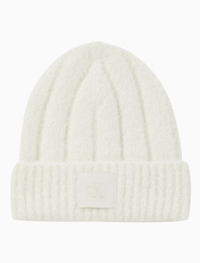 Buy 남녀공용 모노그램 패치 로고 부클 비니 in color Ivory