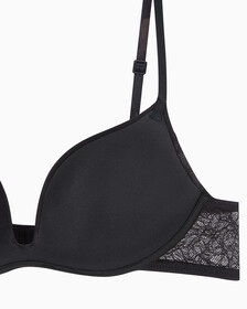 Buy 여성 CK 블랙 그래픽 레이스 AF 푸쉬업 브라 in color BLACK