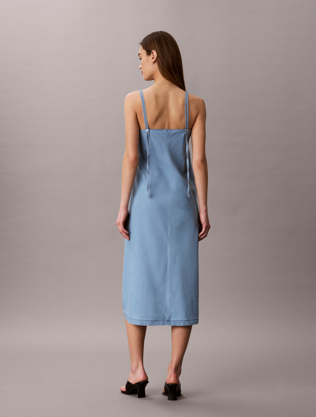 Buy 여성 바이어스 컷 텐셀 드레스 in color Light Blue