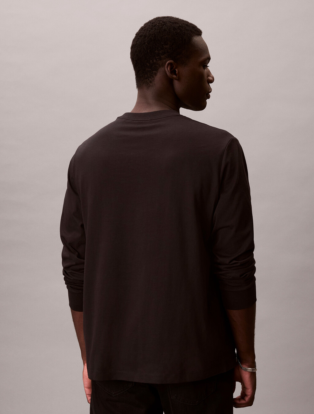 Buy 남성 16S 져지 트라이컬러 모노로고 티 in color BLACK