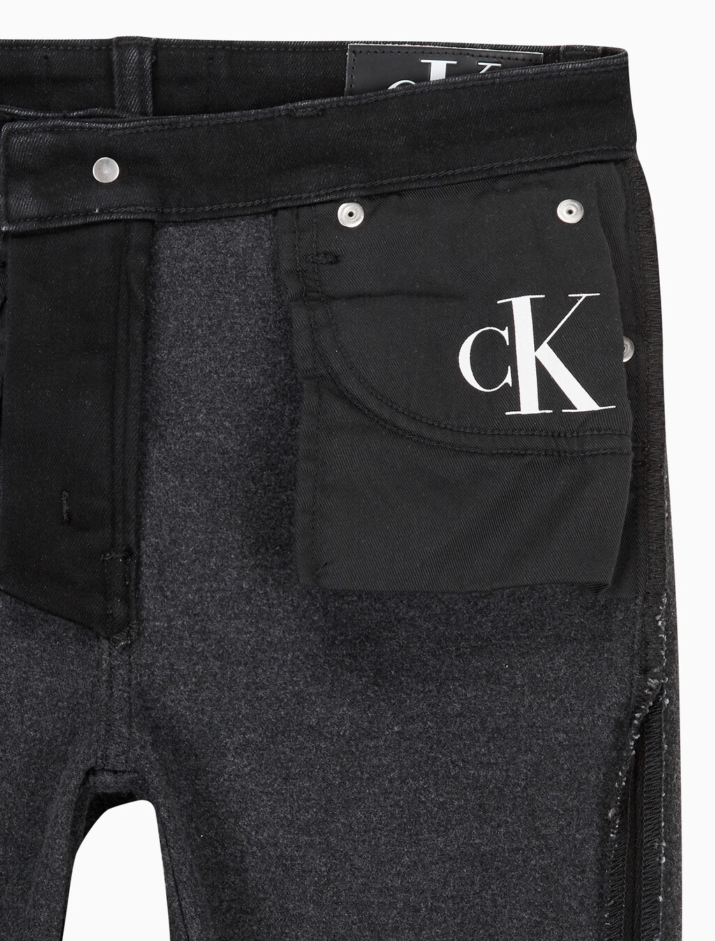 Buy 여성 하이라이즈 바디 부츠핏 앵클 블랙 기모 데님 in color WASHED BLACK LOGO LACE